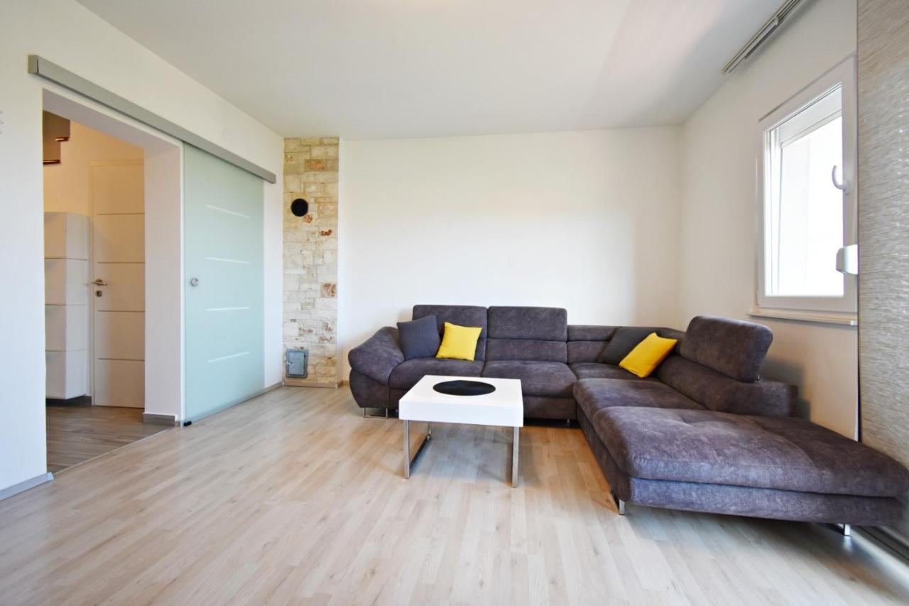 Apartman Lukas Rabac Ngoại thất bức ảnh
