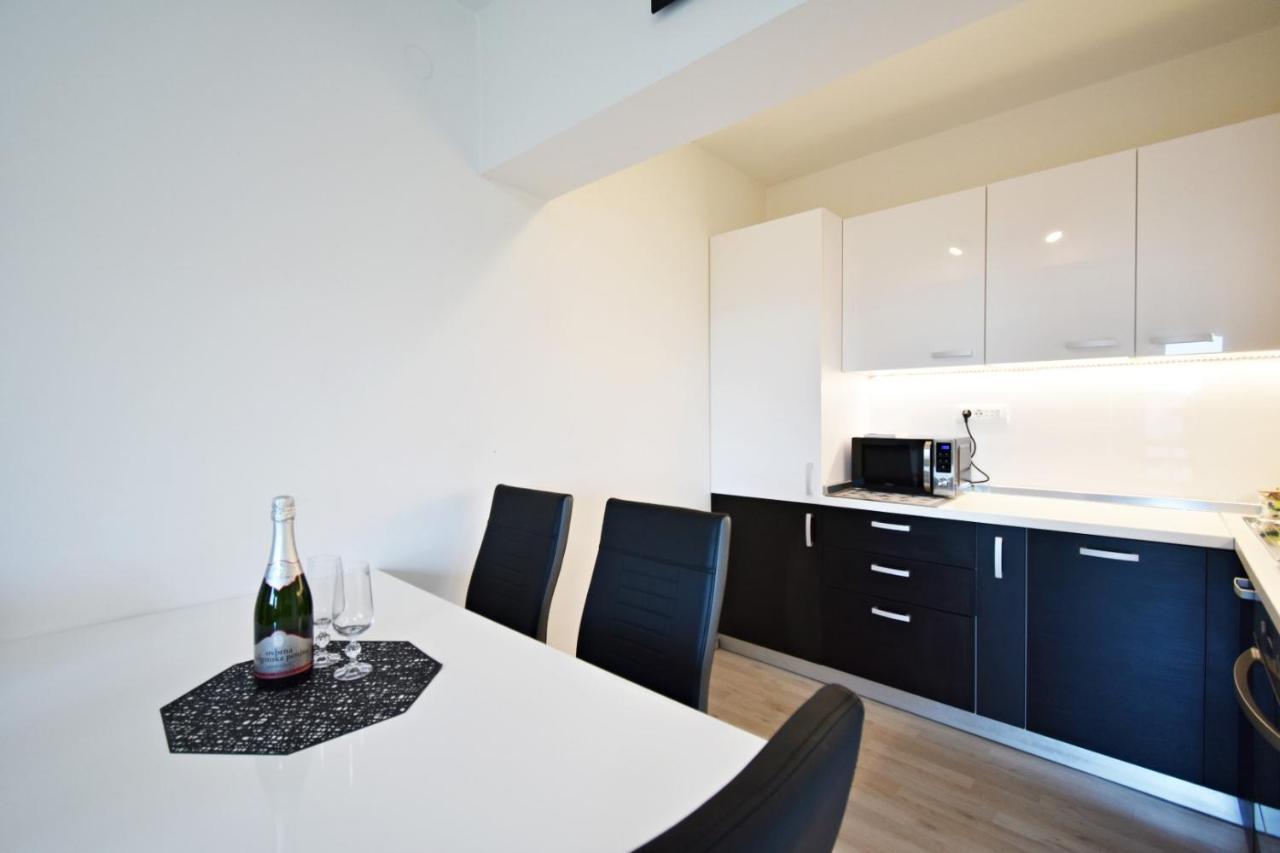 Apartman Lukas Rabac Ngoại thất bức ảnh